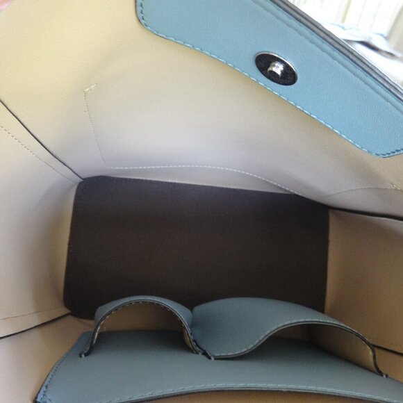 Bromen vegan  leather shoulder bag, blue ,snap closure, bottom feet studs ,NWOT - Picture 15 of 16